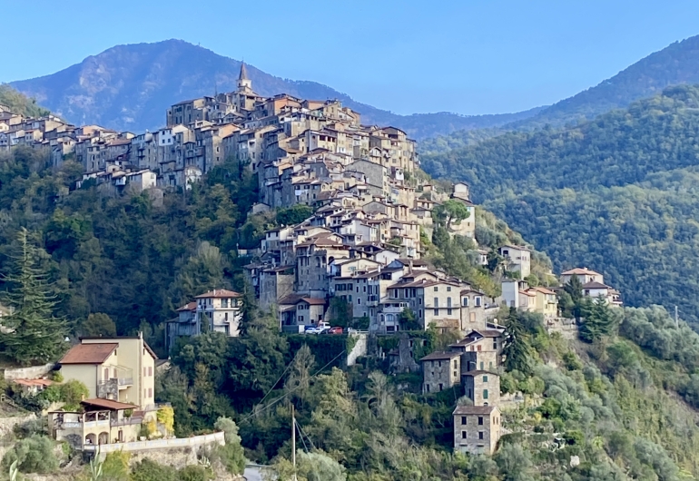 Vespa Tour in the Ligurian Hinterland – 2 Days from Sanremo Vespa Tour